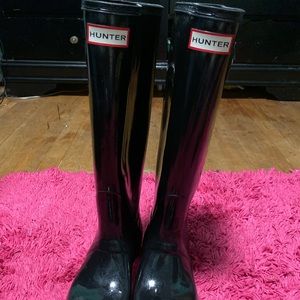 Black hunter boots size 7